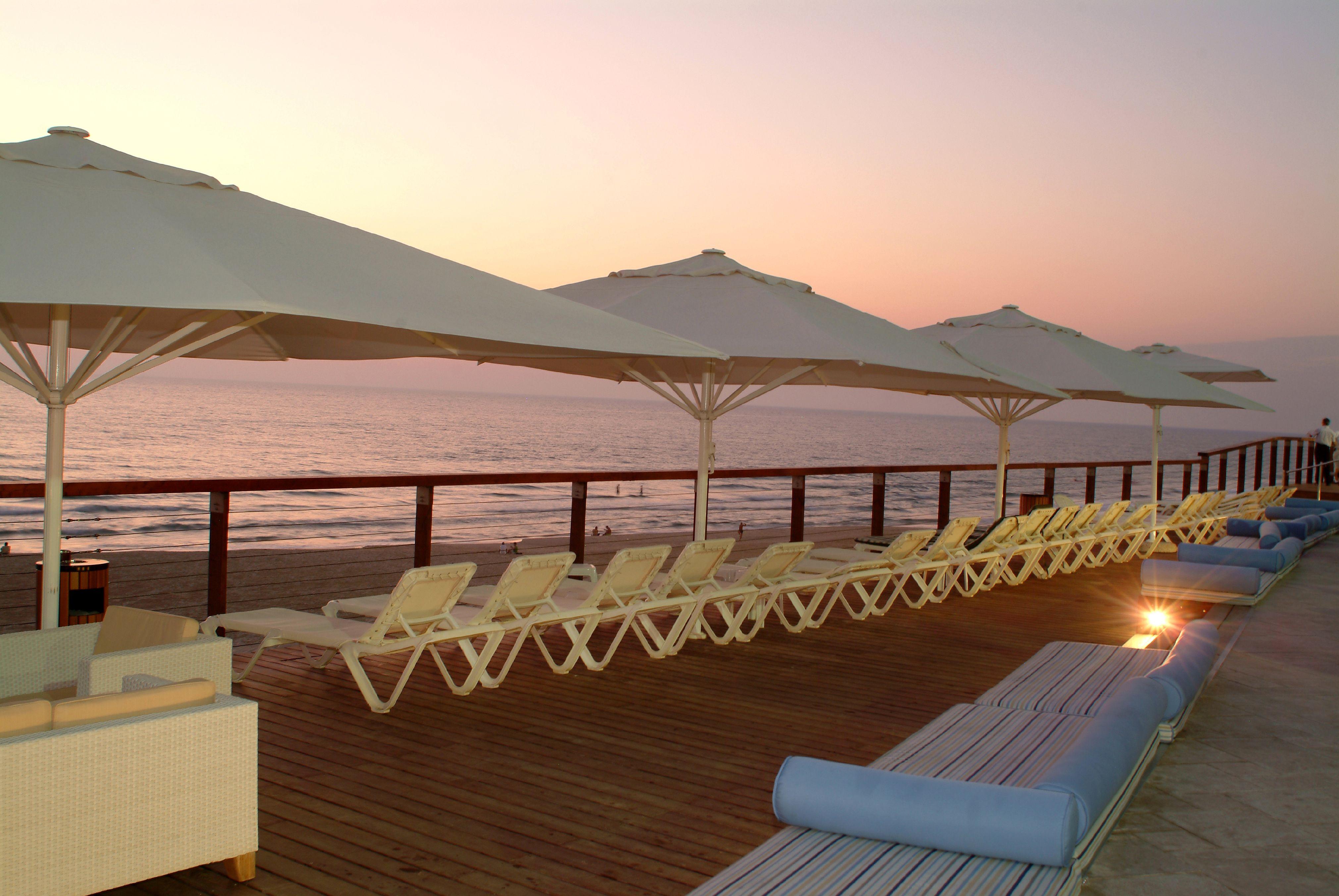 Daniel Herzliya Hotel Exterior foto The Dead Sea